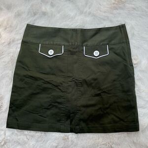 Lija Golf Skort Athletic Skirt w Built in Shorts Dark Green White womens size 8